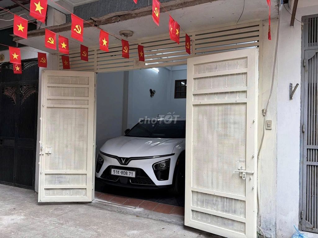 Сдаётся дом 55м², 4 этажа, 4 спальни, широкий проезд, Хайбачынг