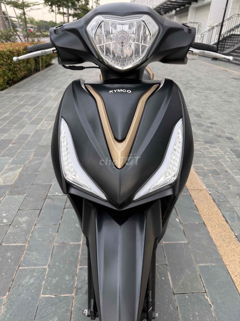 Конфеты Kymco Hermosa 50 куб. см 2023, черные, 4000 мм