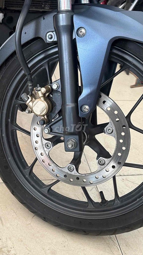 Honda Winer V/2018.BSTP.Xe đẹp máy zin êm... Mua bán Xe máy tại Quận 6 Tp Hồ Chí Minh được đăng bởi Cửa Hàng Xe Máy Hoà Bùi hình 6