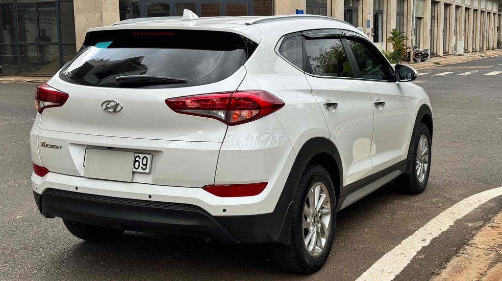 Hyundai Tucson 2018 2.0 AT - 49000 km. Mua bán Ô tô tại Thành phố Buôn Ma Thuột Đắk Lắk được đăng bởi đạt lê hình 7