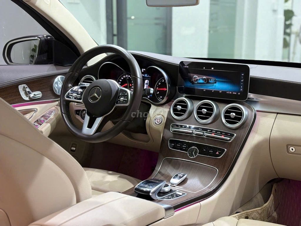 Gia Đình Cần Bán Mercedes C200 Exclusive - SX 2020. Mua bán Ô tô tại Quận Tân Bình Tp Hồ Chí Minh được đăng bởi Mr Bill hình 11