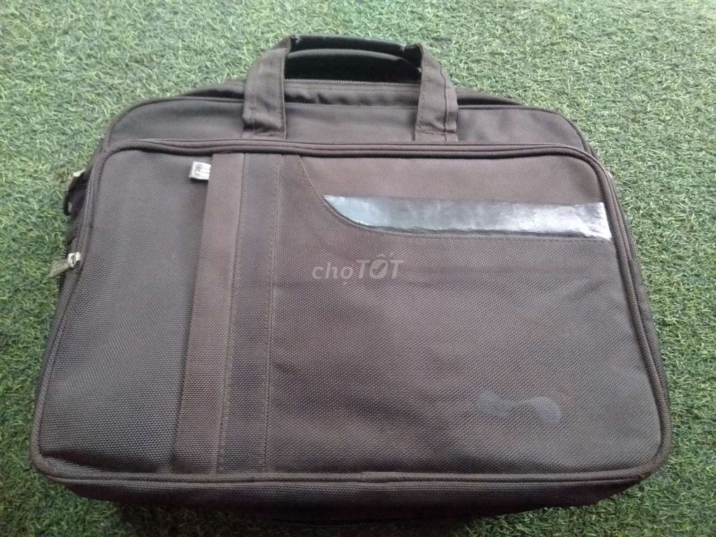 Cặp đựng laptop iPad. Mua bán Túi xách tại Quận Tân Bình Tp Hồ Chí Minh được đăng bởi hoàng hình 1