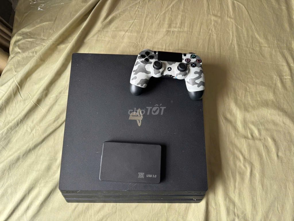 PS4 Pro Hack 1TB 4K + 1 tay cầm + ổ cứng di động