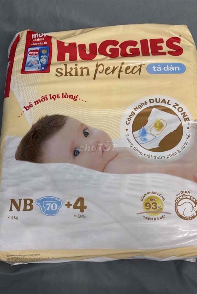 Tã dán Huggies Skin Perfect NB. Mua bán Mẹ và bé tại Huyện Gia Lâm Hà Nội được đăng bởi Huyền Lê hình 1