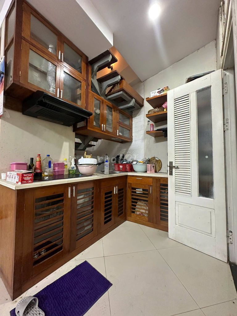 Сдается дом площадью 35 м², 4 этажа+апартамент, аллея 209, Дой Кан, Бадинь