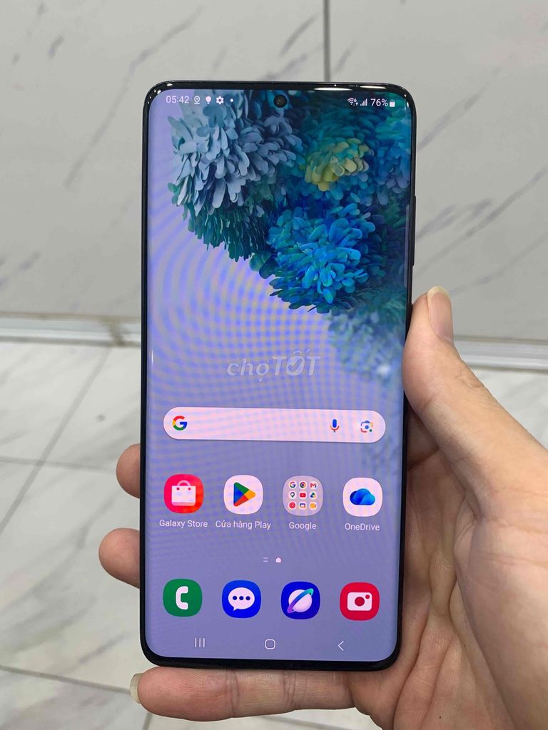 Samsung S20+ 5G 12GB/128GB Đen. Mua bán Điện thoại tại Quận Hai Bà Trưng Hà Nội được đăng bởi Đạt Lê hình 1