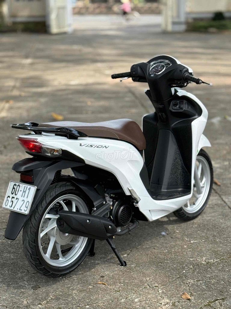 Vision 2023 hỗ trợ góp 0đ. Mua bán Xe máy tại Huyện Trảng Bom Đồng Nai được đăng bởi Xe Máy Ngọc Hưng hình 3