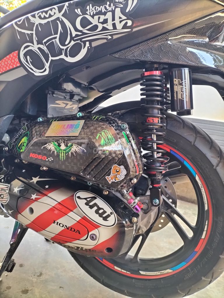 Xe SH160i độ 60-70củ cần bán sớm. Mua bán Xe máy tại Huyện Kim Thành Hải Dương được đăng bởi Nguyễn Công Hoan  hình 5