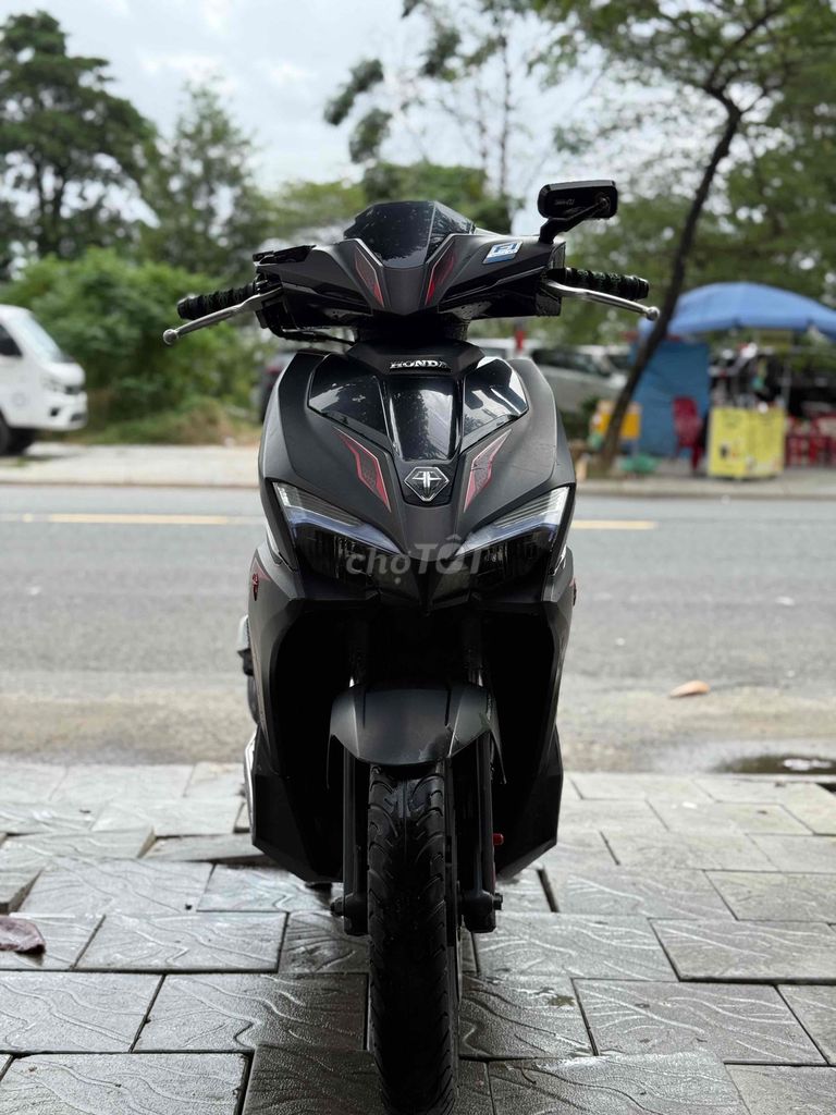 ab đời 2019 zin nguyên bản,xe nhà đang dùng. Mua bán Xe máy tại Quận Cẩm Lệ Đà Nẵng được đăng bởi nguyễn văn công hình 3