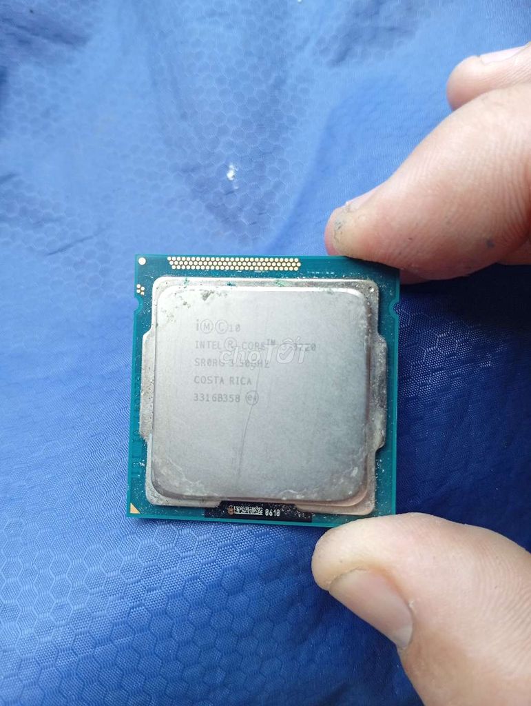 CPU chip core i3