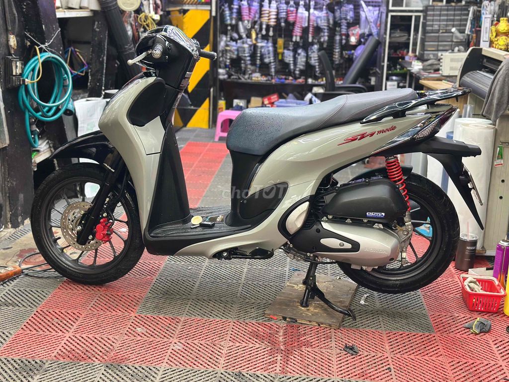 SHmode dk2024 9chủ bao ký uỷ quyền hoặc ký mua bán. Mua bán Xe máy tại Quận Bình Thạnh Tp Hồ Chí Minh được đăng bởi Chương Decal hình 5