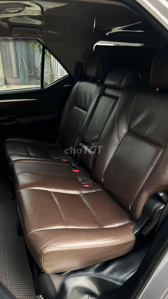 Toyota Fortuner 2017 2.7V AT 1 cầu. Mua bán Ô tô tại Thành phố Thuận An Bình Dương được đăng bởi Quang Huy hình 11