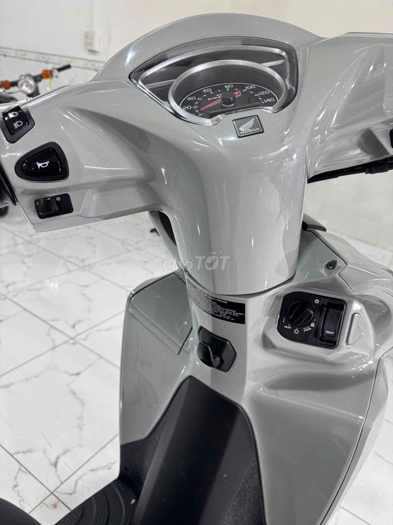 ✅VISION ĐK 2025 ( Bánh Lớn ) Đẹp Zin Như  Mới 👍. Mua bán Xe máy tại Thành phố Long Xuyên An Giang được đăng bởi Cầm Đồ Bình Tâm  hình 17