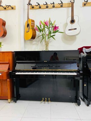 piano cơ yamaha u1e