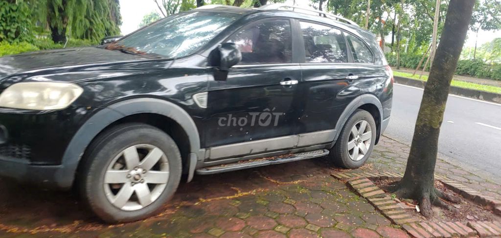 Ô tô Chevrolet Captiva 2008 màu đen. Mua bán Ô tô tại Quận Long Biên Hà Nội được đăng bởi Sieudaubep channel (azvietnamglobal) hình 3