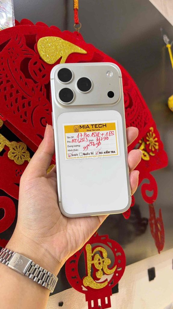 Apple iPhone 17 Pro Lock 256GB Bạc Đã qua sử dụng. Mua bán Điện thoại tại Quận Ba Đình Hà Nội được đăng bởi Huy Trần hình 1