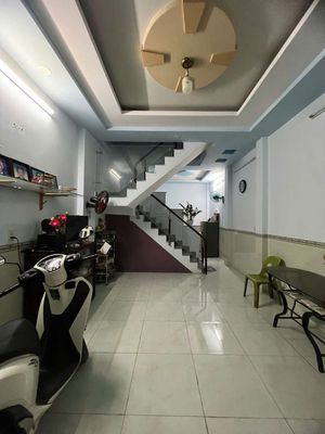 Bán nhà 4x10 đúc 1 lầu hẻm xe hơi 5m gần chợ Liên Khu 5-6, Bình Tân. Mua bán nhà ở tại Quận Bình Tân Tp Hồ Chí Minh được đăng bởi Đỗ Hà 