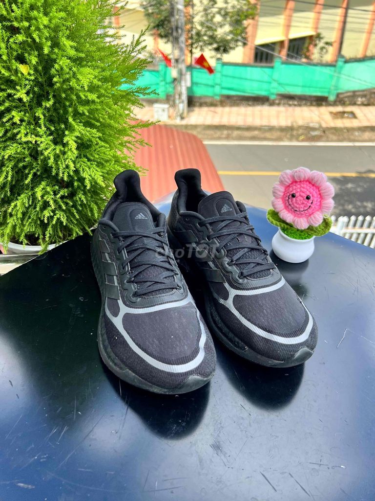 Size 42-43 Giày Adidas Supernova  miễn ship. Mua bán Giày dép tại Quận Hai Bà Trưng Hà Nội được đăng bởi Giày Si chính hãng nhập Thái trực tiếp  hình 2