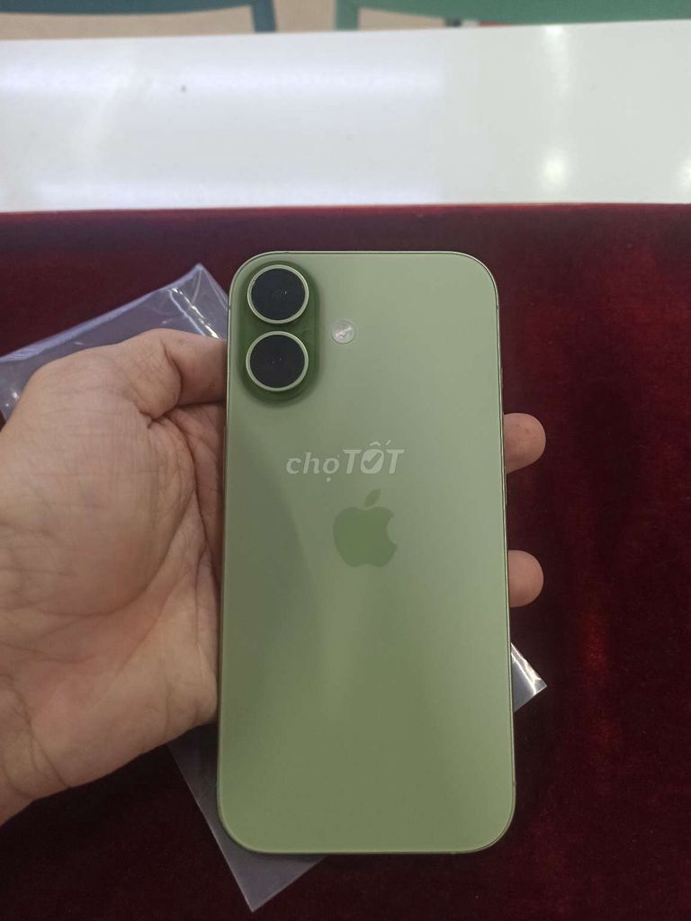 Apple iPhone 17 256GB Xanh Lá pin100% sạc 27 lần. Mua bán Điện thoại tại Quận Ô Môn Cần Thơ được đăng bởi Nhut Minh hình 1