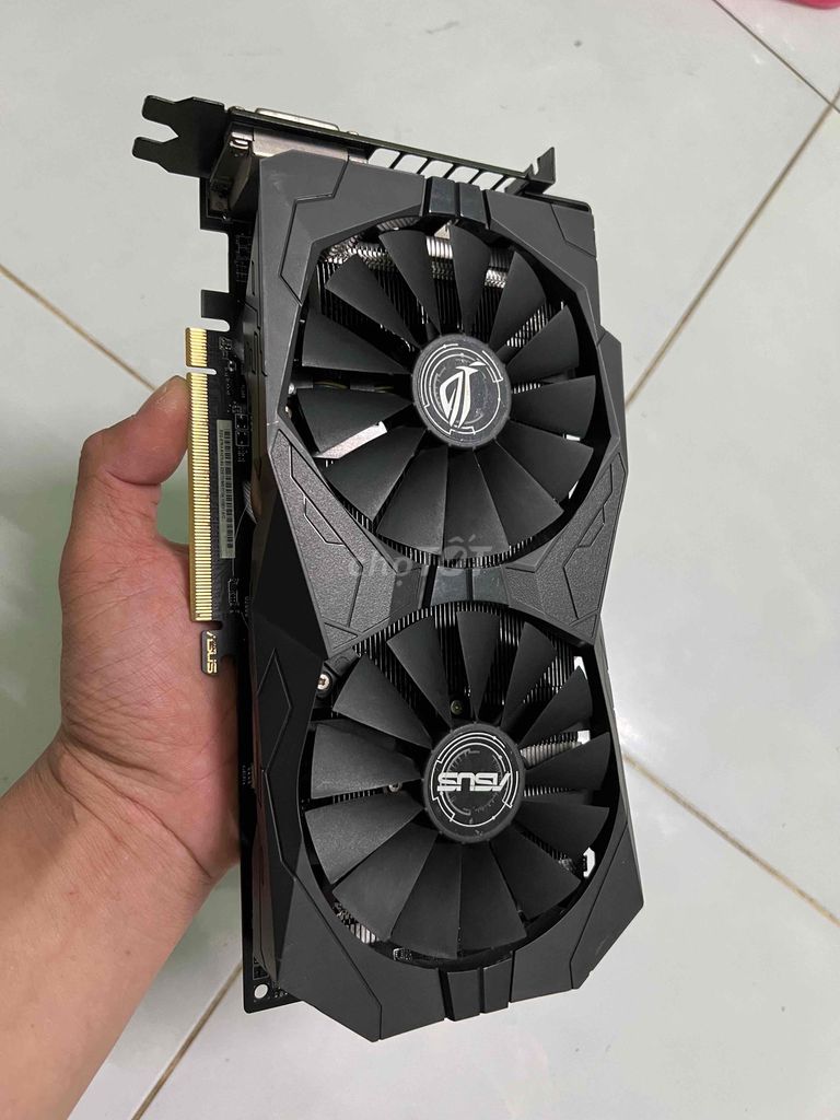 RX 570 8G Rog Strix Gaming giá tốt ae chơi