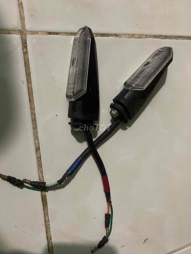 cần bán xi nhan tháo xe winner x. Mua bán Phụ tùng xe tại Thành phố Thuận An Bình Dương được đăng bởi Nghĩa hình 2