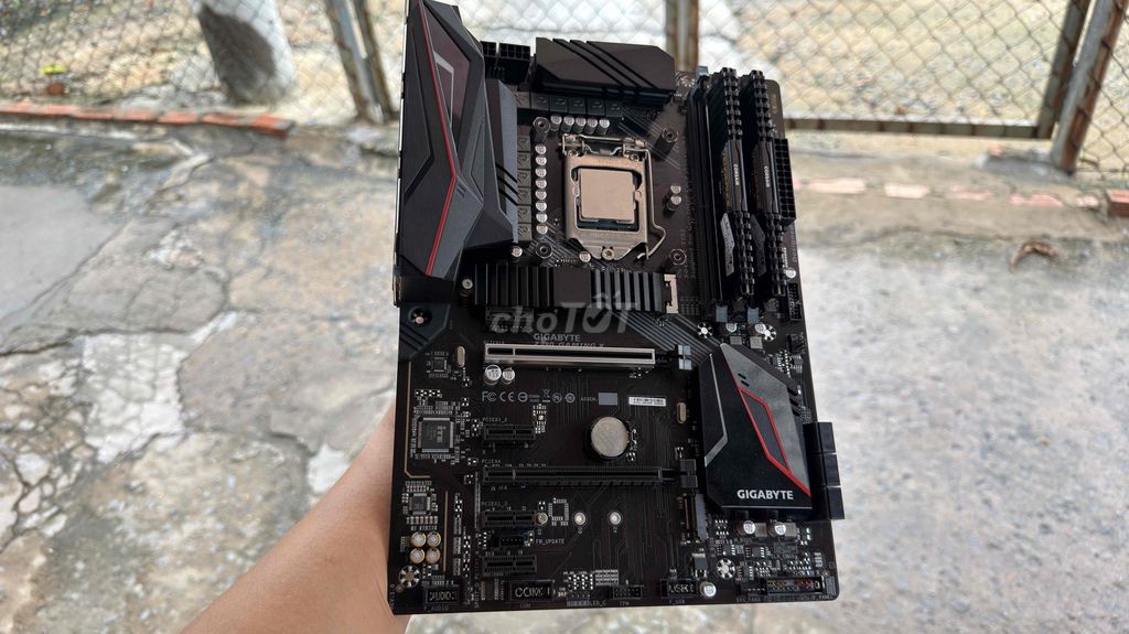 Combo Main Gigabyte Z390 i7 9700F 32GB 3000MHz. Mua bán Linh kiện (RAM, Card...) tại Thị xã Tân Uyên Bình Dương được đăng bởi Nguyễn Linh hình 1