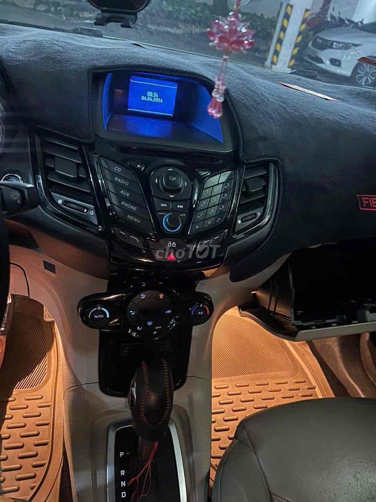 Ford Fiesta 2014 1.5 AT Titanium - 100000 km. Mua bán Ô tô tại Quận 8 Tp Hồ Chí Minh được đăng bởi Sang giau hình 8