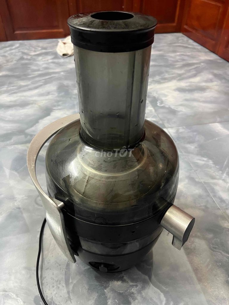 Máy ép trái cây Philips HR1916 Đen. Mua bán Bếp, lò, đồ điện nhà bếp tại Thành phố Thuận An Bình Dương được đăng bởi cao vy hình 1