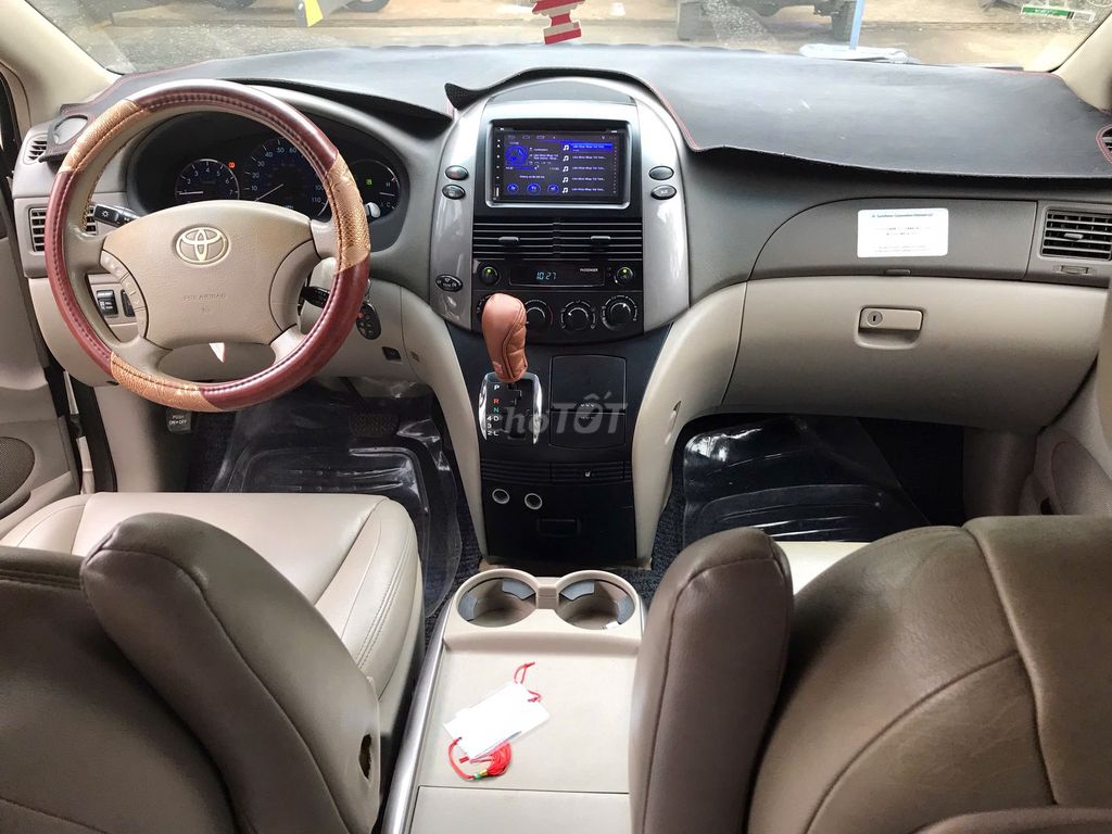 Toyota Sienna 2008  - odo 100.000. Mua bán Ô tô tại Thành phố Rạch Giá Kiên Giang được đăng bởi Nguyễn thịnh hình 3