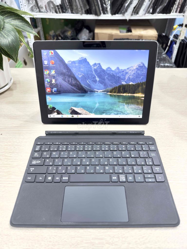 Surface Go Pentum Ram 8 SSD 128GB cảm ứng quá đẹp. Mua bán Laptop tại Quận Hai Bà Trưng Hà Nội được đăng bởi Akiba shop hình 1