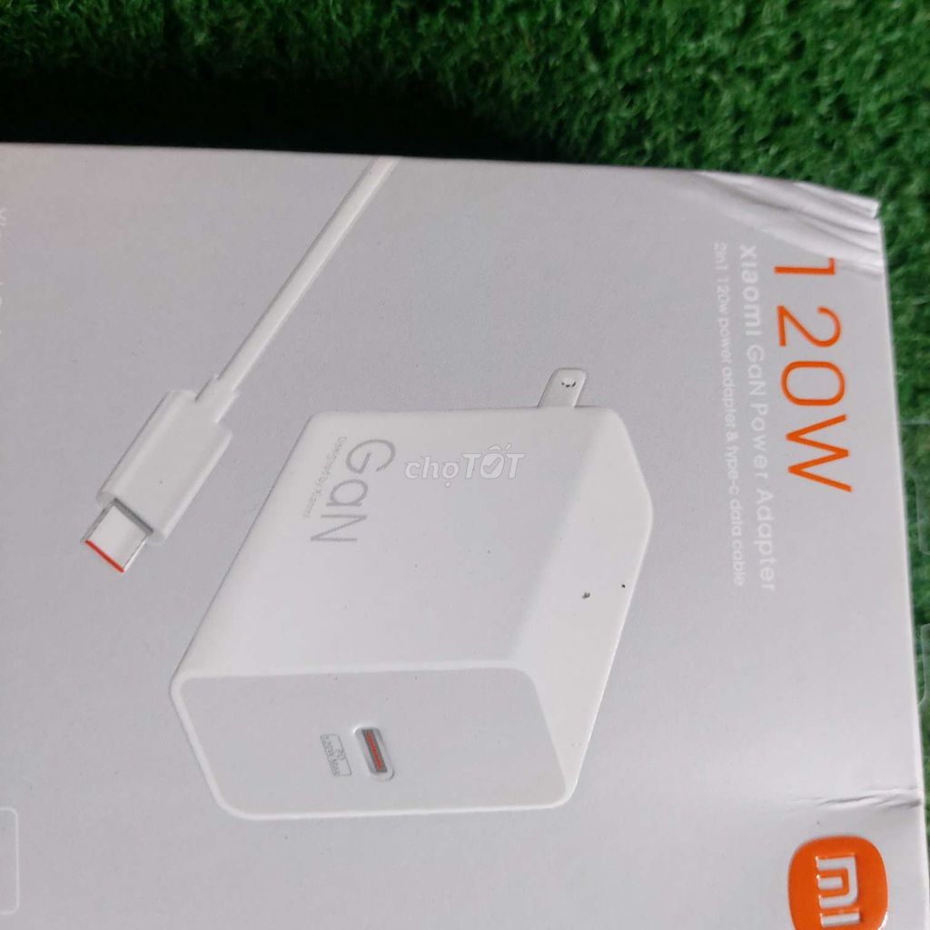Cốc sạc nhanh 120W Xiaomi trưng bày thanh lý
