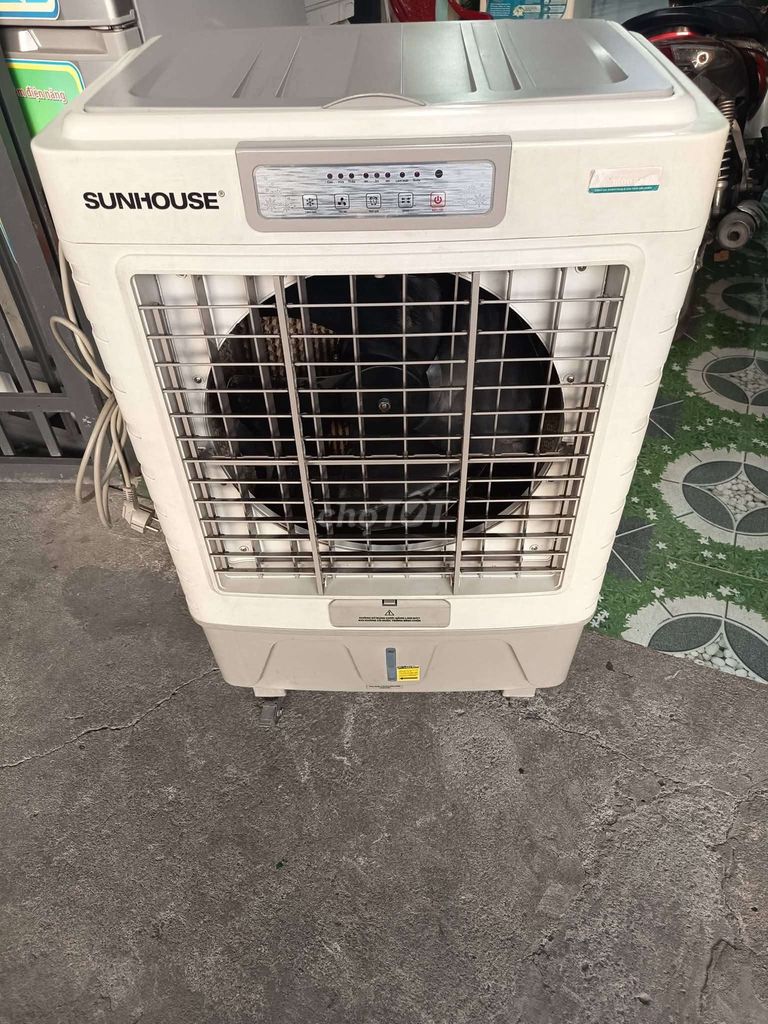 Quạt hơi nước SUNHOUSE 45 lít Trắng. Mua bán Quạt tại Thành phố Dĩ An Bình Dương được đăng bởi Nguyễn Hằng  hình 1