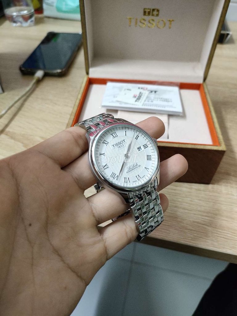 Thanh lý đồng hồ tissot như hình