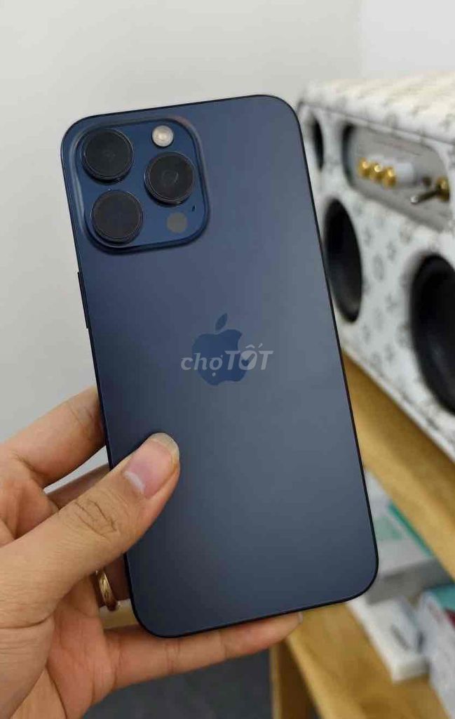 Apple iPhone 15 Pro Max 256GB Xanh Mỹ nữ dùng. Mua bán Điện thoại tại Quận Ba Đình Hà Nội được đăng bởi Đinh Thắng hình 1