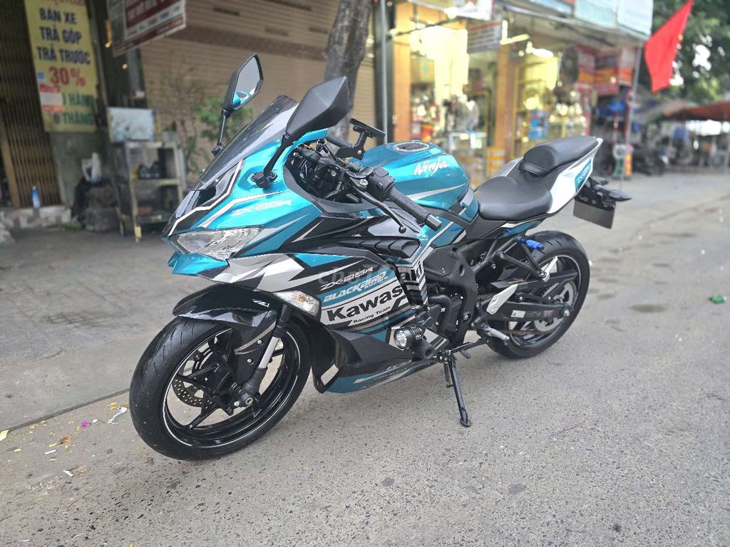KAWASAKI ZX25R ĐẬP THÙNG mới BS92. FULL B.HÀNH. Mua bán Xe máy tại Quận Thanh Khê Đà Nẵng được đăng bởi Quý Moto Cycle 21 điện biên phủ Đà Nẵng hình 5