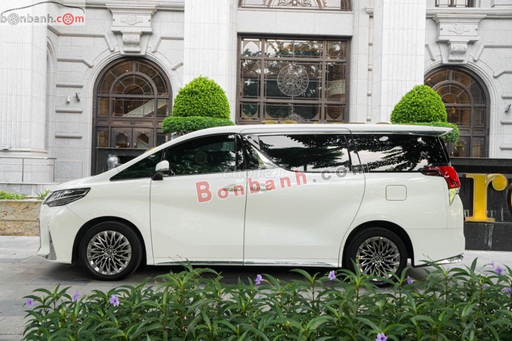 Xe Lexus LM 350 2022 - 5 Tỷ 850 Triệu. Mua bán Ô tô tại Quận Cầu Giấy Hà Nội được đăng bởi Hoàng Trung Thẩm hình 3