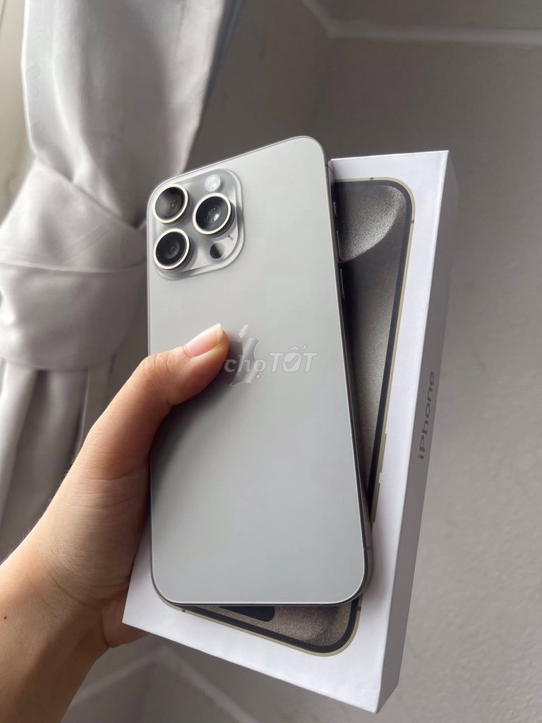 Apple iPhone 15 Pro Max 256GB Xám Đã sử dụng. Mua bán Điện thoại tại Quận 5 Tp Hồ Chí Minh được đăng bởi Hội Đồ Điện Tử hình 1