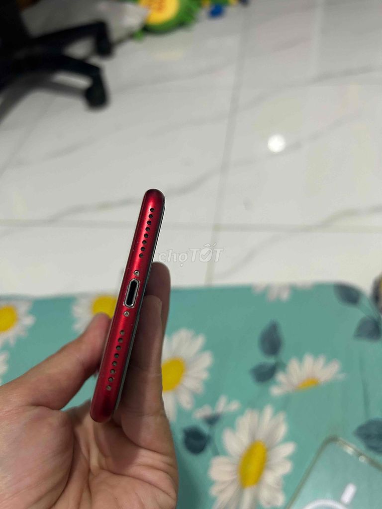 Apple iPhone 8 Plus 64GB Đỏ. Mua bán Điện thoại tại Thành phố Bến Tre Bến Tre được đăng bởi phú hoà hình 1