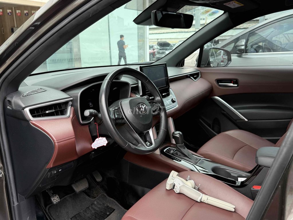 Toyota Corolla Cross 2022 1.8HeV Hybrid tại Hãng. Mua bán Ô tô tại Quận Bình Thạnh Tp Hồ Chí Minh được đăng bởi Công Sang hình 6