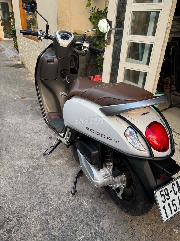 hon đa scoopy 110 màu trắng đời 2025. Mua bán Xe máy tại Quận 4 Tp Hồ Chí Minh được đăng bởi Hồng Nga hình 4