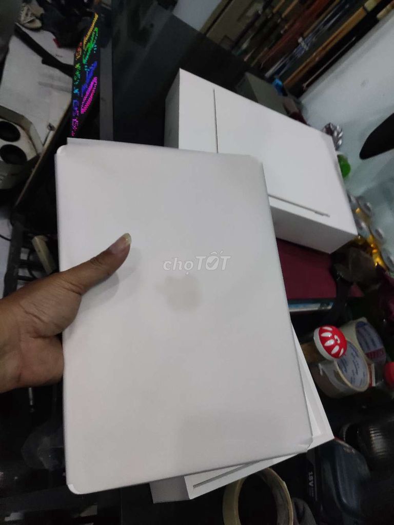 Apple MacBook Air M2 16GB/256GB Đã sử dụng. Mua bán Laptop tại Thành phố Vũng Tàu Bà Rịa - Vũng Tàu được đăng bởi Phương Duyên hình 1