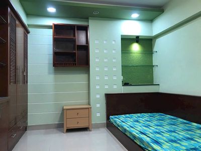 Chung cư Nhiêu Tứ- Phú Nhuận căn 2p ngủ,có nội thất 9tr
