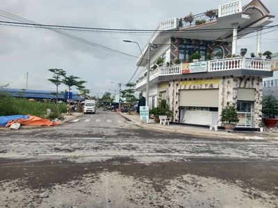 Định cư Đài Loan bán nền Chợ Bình Thành 390triệu. Mua bán đất tại Huyện Thoại Sơn An Giang được đăng bởi Mr Lee