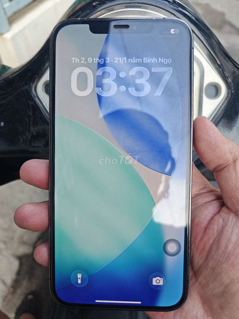 Apple iPhone 12 Pro Max Xám. Mua bán Điện thoại tại Thành phố Rạch Giá Kiên Giang được đăng bởi Nguyễn Hoàng hình 1