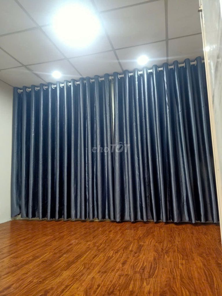 Bán Căn Hộ Tập Thể Nghĩa Tân, Khu A, Tầng 5, Nhà Đẹp. - ảnh 3
