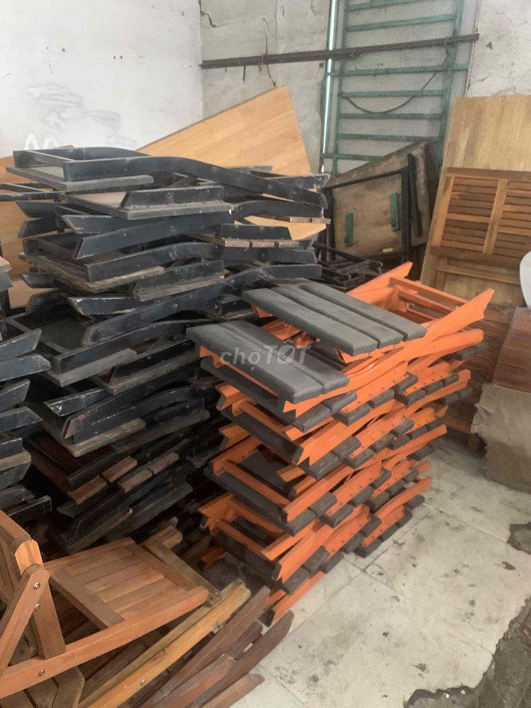 Bàn ghế gỗ đã qua sử dụng. Mua bán Bàn ghế tại Quận Bình Thuỷ Cần Thơ được đăng bởi Huỳnh Thanh Nhật hình 1
