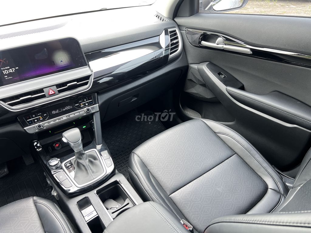 Kia Seltos 2025 Premium 1.5 AT- 2 nghìn km NHƯ MỚI. Mua bán Ô tô tại Quận Cầu Giấy Hà Nội được đăng bởi Xe Cũ Dương Đô hình 10