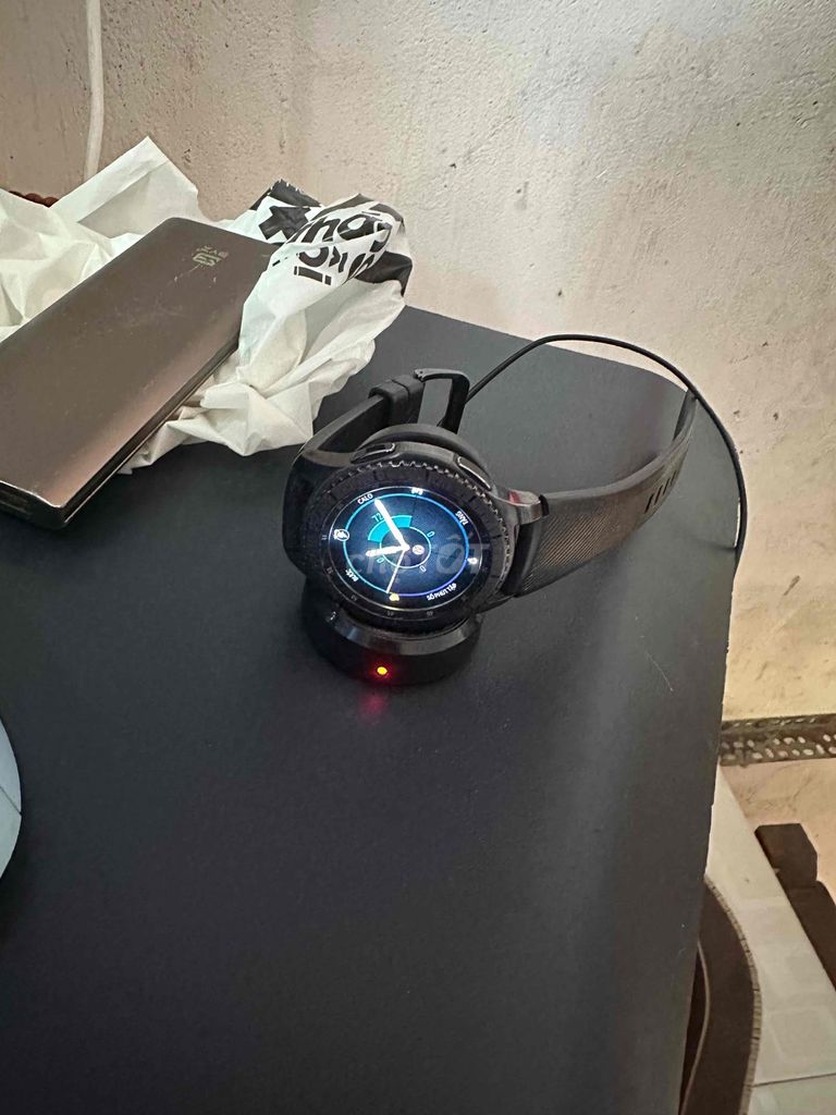 bán galaxy gear fronite giá rẻ. Mua bán Thiết bị đeo thông minh tại Quận 8 Tp Hồ Chí Minh được đăng bởi Bảo phạm hình 1