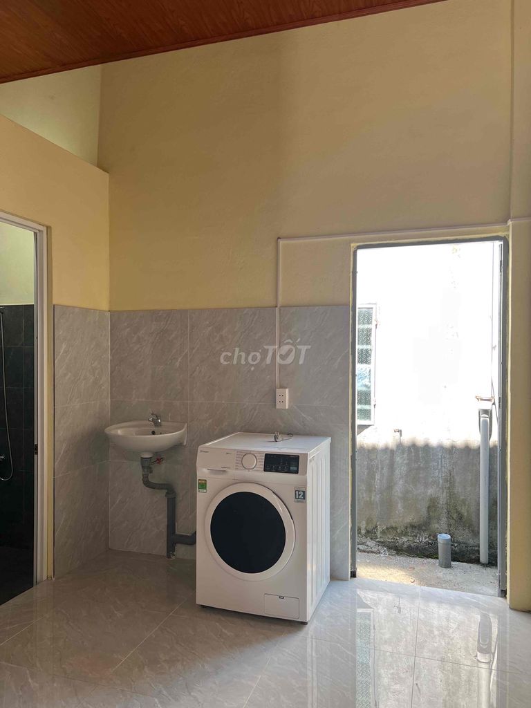 NGU YEN HOUSE В АРЕНДУ 5X20 М — НОВЫЙ ДОМ, ПОЛНОСТЬЮ МЕБЛИРОВАННЫЙ
