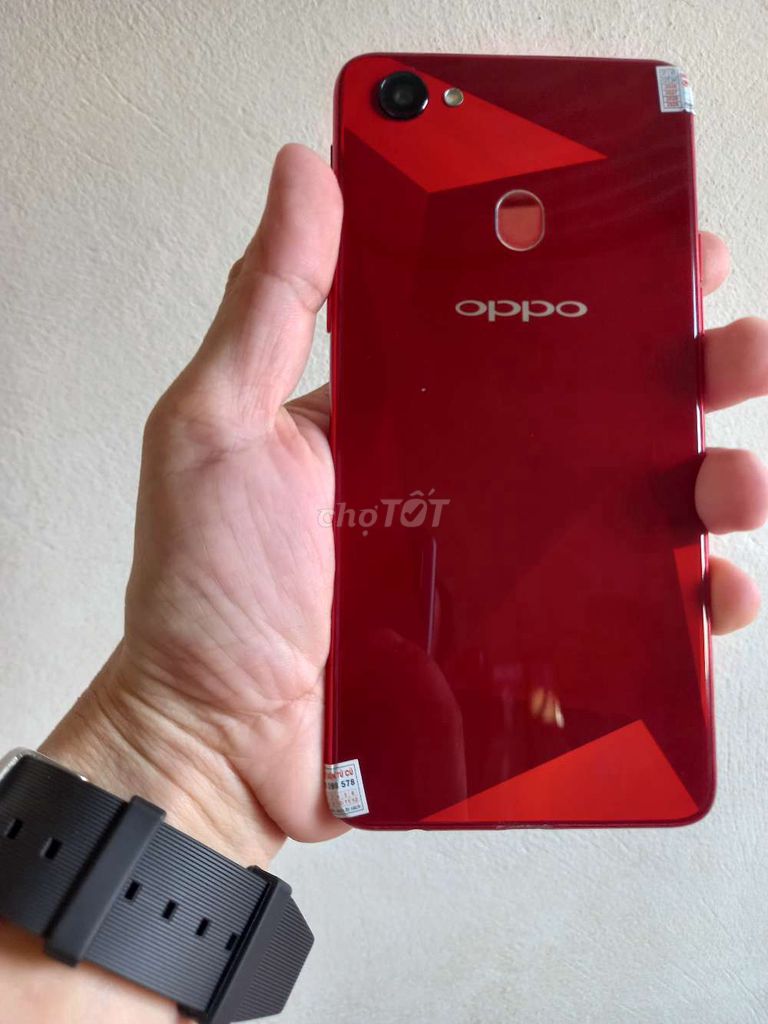 Oppo F7 Đỏ RAM 4GB/64GB, tặng phụ kiện. Mua bán Điện thoại tại Thành phố Huế Thừa Thiên Huế được đăng bởi Trần Tôn Ngọc Thạch hình 1